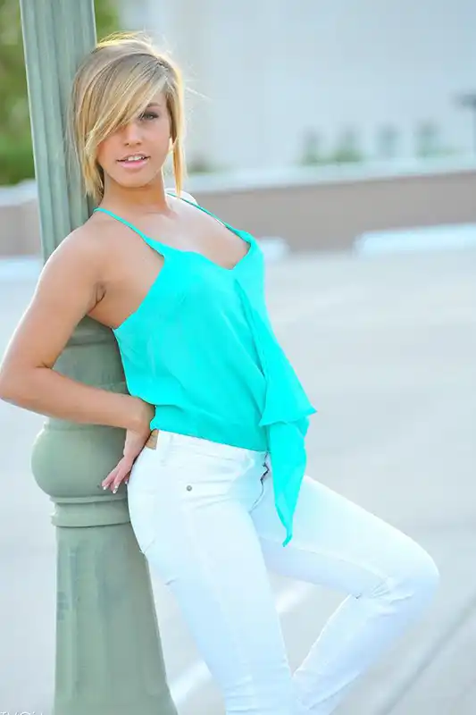 About ECT | Kennedy Leigh